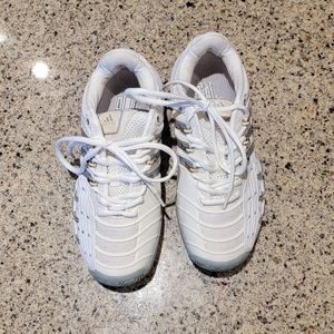Adidas Torsion (white) Size 6.5